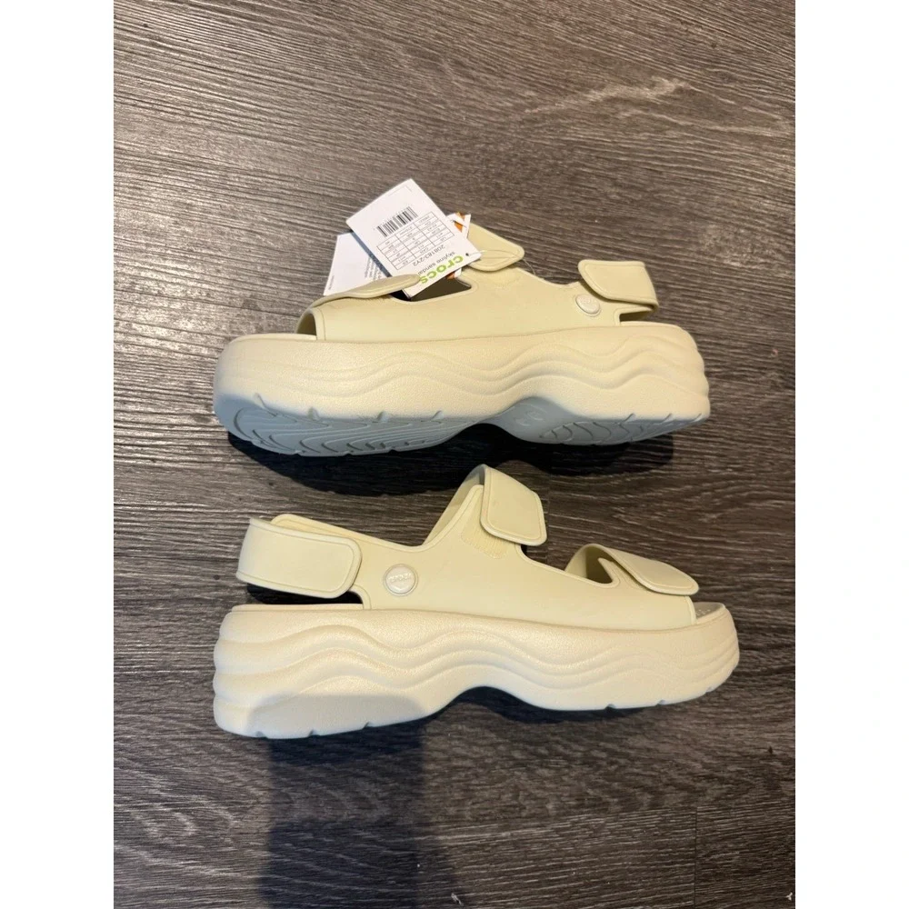 Crocs Skyline Sandal Beige LightWeight Adult Women's Size 11 NEW W/ Tags